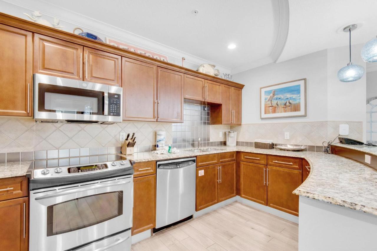 Emerald Grande W222 Destin